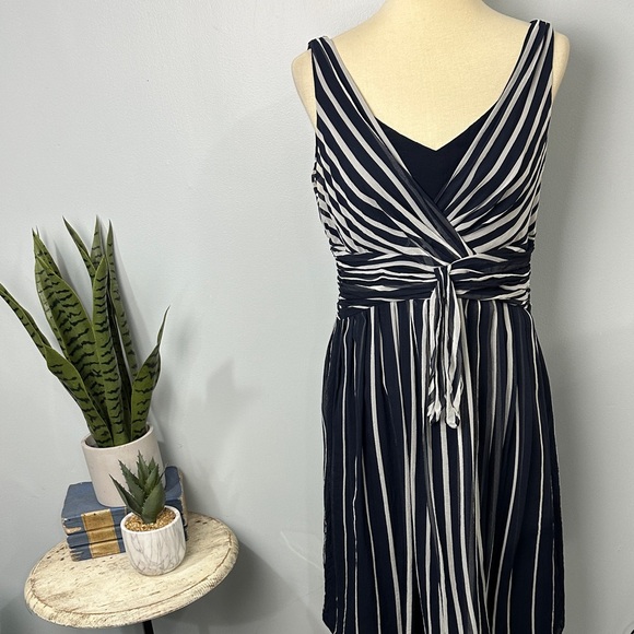 Ann Taylor Dresses & Skirts - Ann Taylor Women Silk Navy White Stripe Chiffon Dress Size 12